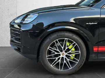 PORSCHE Cayenne S E-Hybrid Coupé Burmester SHZ V H Sitzb