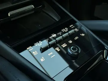 PORSCHE Cayenne S E-Hybrid Coupé Burmester SHZ V H Sitzb