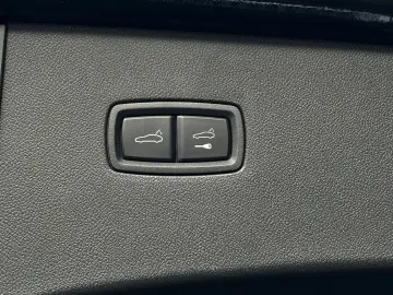 PORSCHE Cayenne S E-Hybrid Coupé Burmester SHZ V H Sitzb