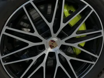 PORSCHE Cayenne S E-Hybrid Coupé Burmester SHZ V H Sitzb