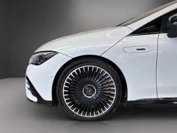 MERCEDES-BENZ EQE 53 AMG 4M