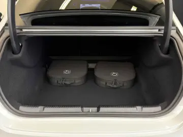 MERCEDES-BENZ EQE 53 AMG 4M