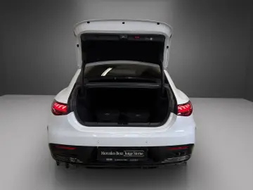 MERCEDES-BENZ EQE 53 AMG 4M