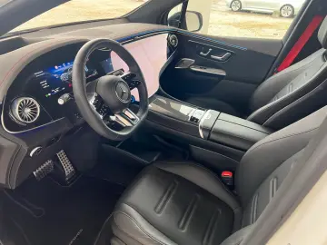 MERCEDES-BENZ EQE 43 AMG 4M SUV