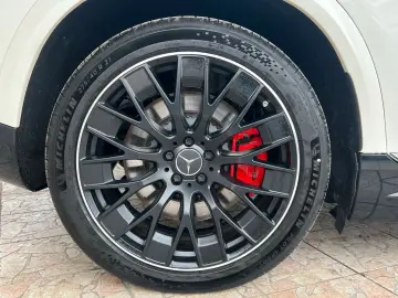 MERCEDES-BENZ EQE 43 AMG 4M SUV