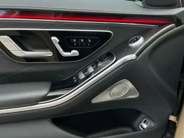 MERCEDES-BENZ S 63 AMG E Performance 4M  L