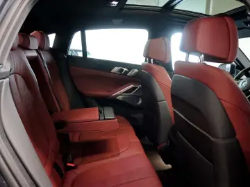 BMW X6 xDrive40i M Sport Bowers Ventilation