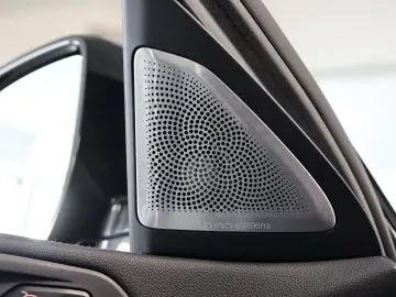 BMW X6 xDrive40i M Sport Bowers Ventilation