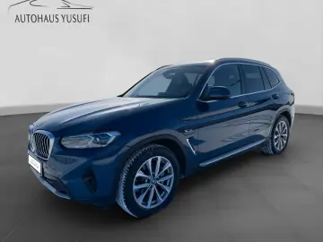 BMW X3 xDrive 30e Panoram AHK Laserlicht