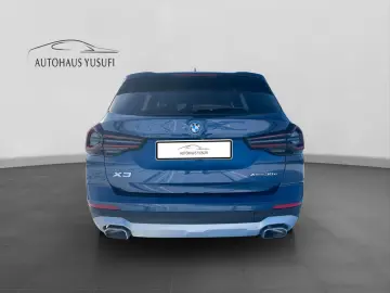 BMW X3 xDrive 30e Panoram AHK Laserlicht