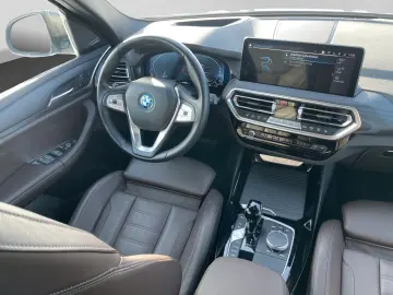 BMW X3 xDrive 30e Panoram AHK Laserlicht