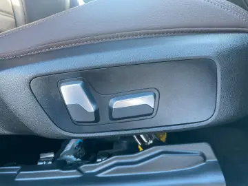 BMW X3 xDrive 30e Panoram AHK Laserlicht