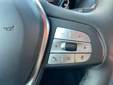 BMW X3 xDrive 30e Panoram AHK Laserlicht