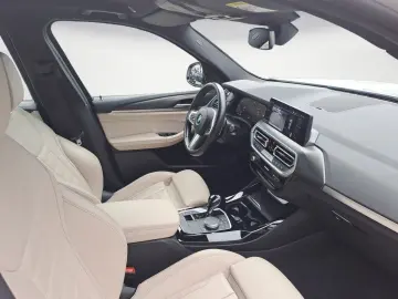 BMW X3 xDrive20d M Sportpaket Leder Navi LED