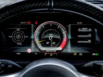 MERCEDES-BENZ G 63 AMG 4x4²