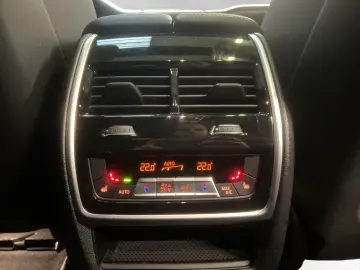 BMW X6 M Competition SkyLounge Massage Carbon