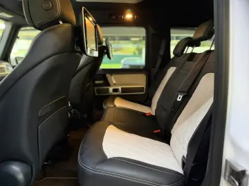 MERCEDES-BENZ G 500 Final Edition