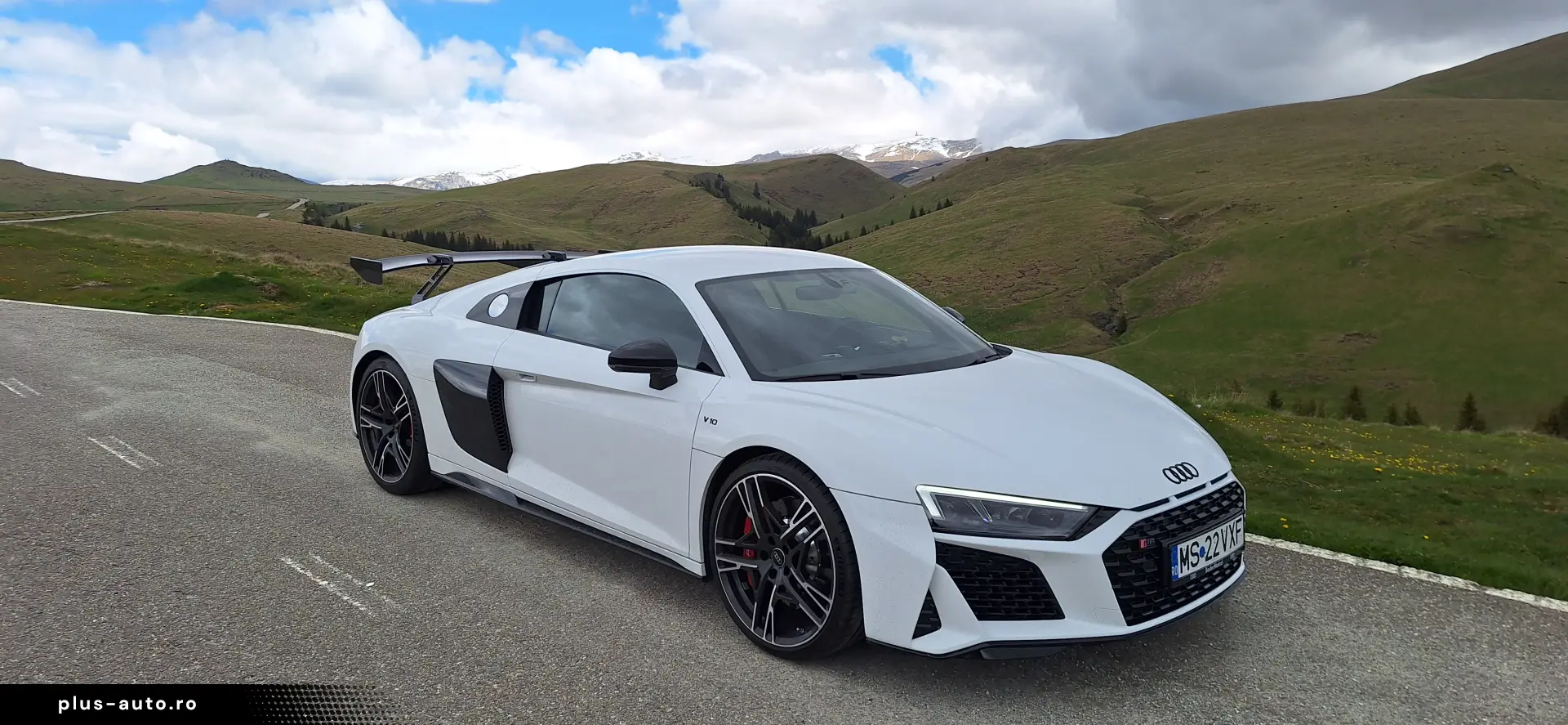Audi R8 Coupe V10 Performance RWD 570HP GT Carbon Wing