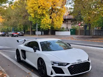 Audi R8 Coupe V10 Performance RWD 570HP GT Carbon Wing