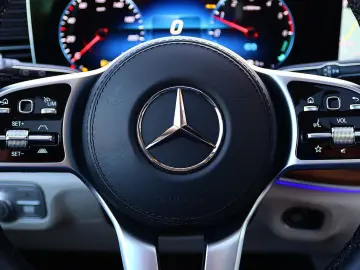 MERCEDES-BENZ GLE 350 de 4M AMG