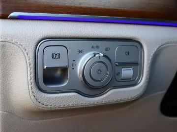 MERCEDES-BENZ GLE 350 de 4M AMG