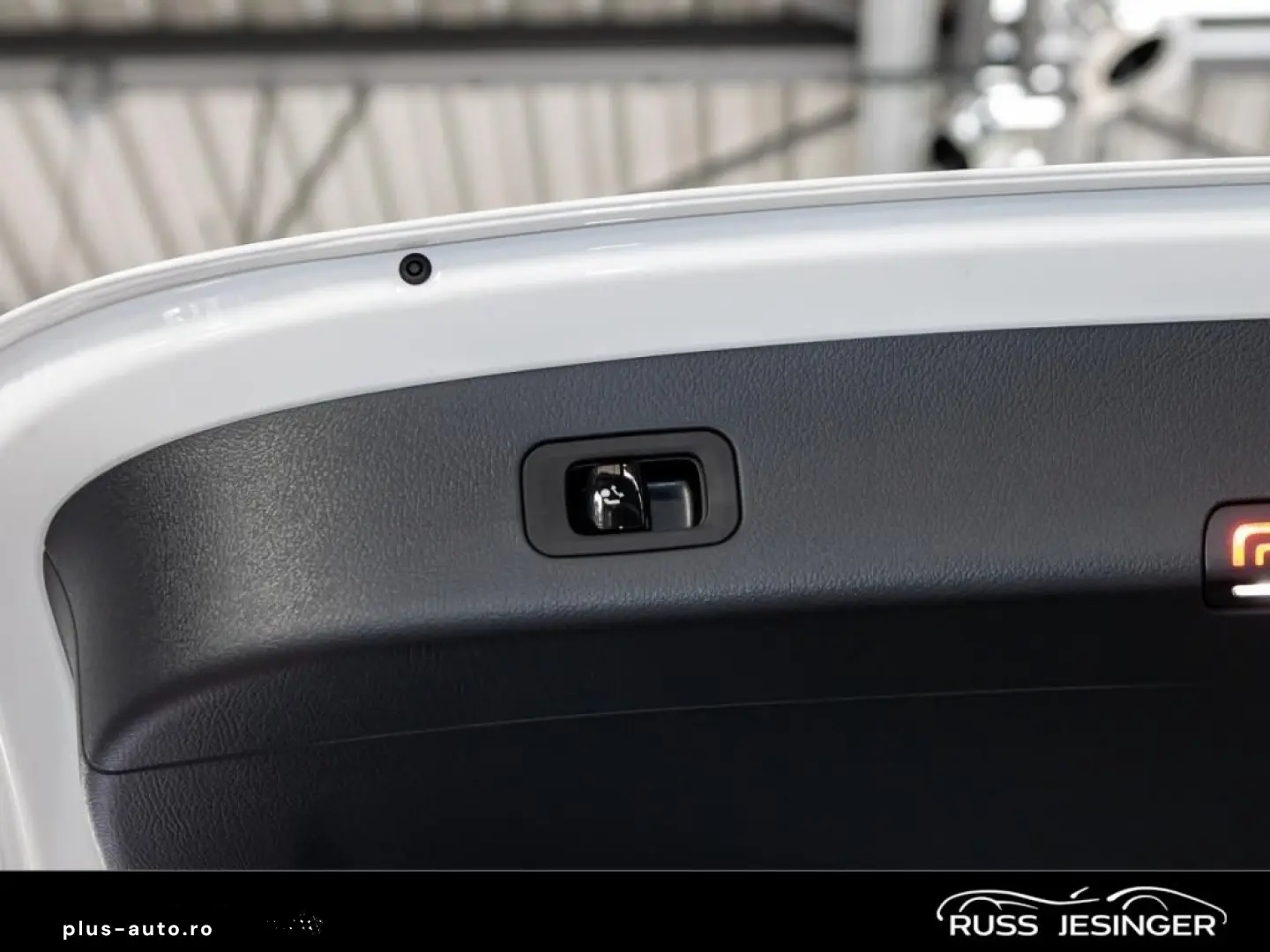 MERCEDES-BENZ GLC 300 e 4M AMG Line