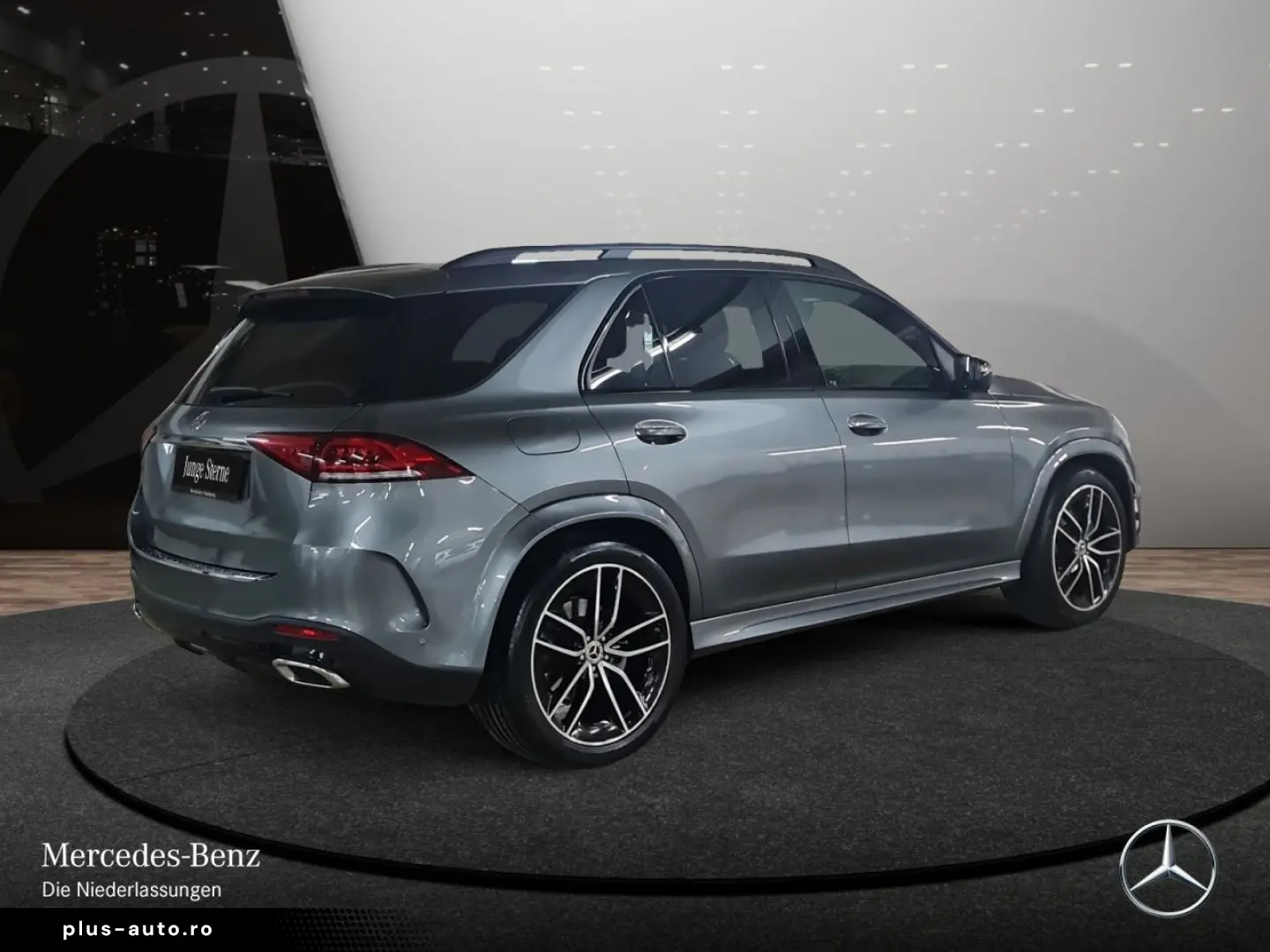 MERCEDES-BENZ GLE 450 4M AMG Night FAP Pano AIR LED Burm AHK