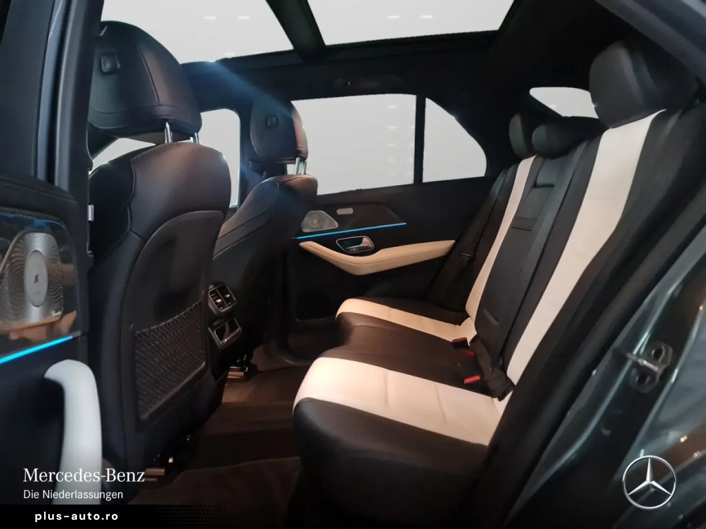 MERCEDES-BENZ GLE 450 4M AMG Night FAP Pano AIR LED Burm AHK