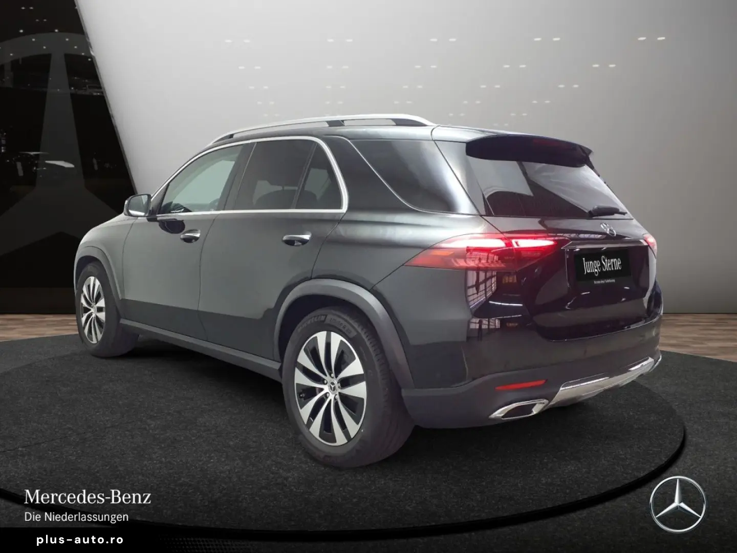 MERCEDES-BENZ GLE 450 4M Burmester Airmatic Ventilation 360