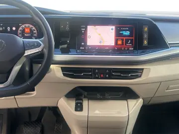 VW T7 Multivan 2.0 TDI DSG LANG