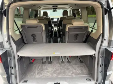 VW T7 Multivan Aut. Life Long 6Sitz AhkAccKamera