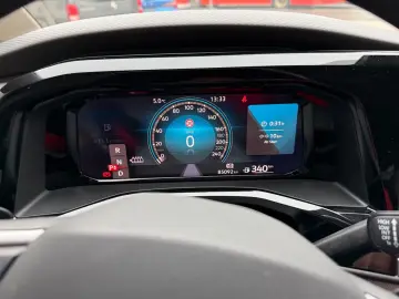 VW T7 Multivan Aut. Life Long 6Sitz AhkAccKamera