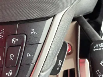 VW T7 Multivan Aut. Life Long 6Sitz AhkAccKamera