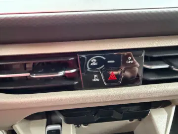 VW T7 Multivan Aut. Life Long 6Sitz AhkAccKamera