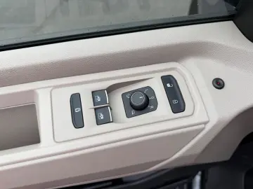 VW T7 Multivan Aut. Life Long 6Sitz AhkAccKamera