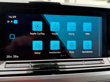 VW T7 Multivan Aut. Life Long 6Sitz AhkAccKamera