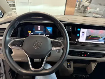 VW T7 Multivan Kamera PDC LED DSG  vis-a-vis  Alu