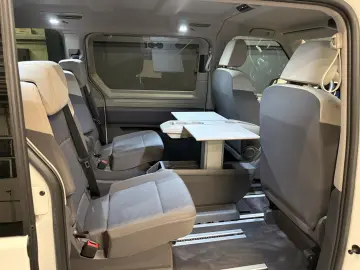 VW T7 Multivan 2.0 TDI DSG AHK KAMERA NAVI 6-locuri