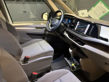 VW T7 Multivan 2.0 TDI DSG AHK KAMERA NAVI 6-locuri