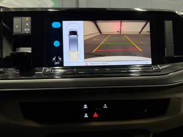 VW T7 Multivan 2.0 TDI DSG AHK KAMERA NAVI 6-locuri