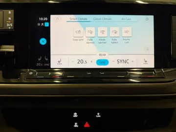 VW T7 Multivan 2.0 TDI DSG AHK KAMERA NAVI 6-locuri