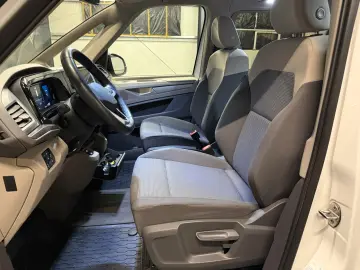 VW T7 Multivan 2.0 TDI DSG AHK KAMERA NAVI 6-locuri