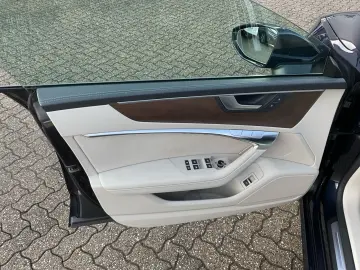 AUDI A7 Sportback 45 TFSI quattro S line MATRIX LEDER