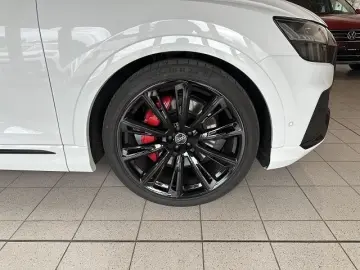 AUDI SQ8 4.0 TFSI quattro  STHZ MATRIX LEDER