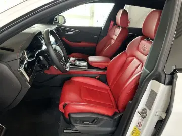 AUDI SQ8 4.0 TFSI quattro  STHZ MATRIX LEDER