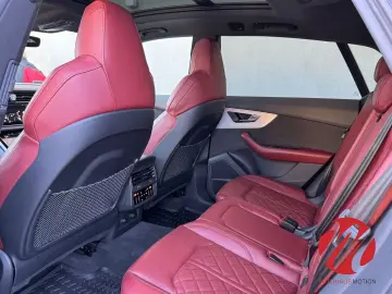 AUDI SQ8 4.0 TDI quattro Pano Navi Kamera Matrix HUD