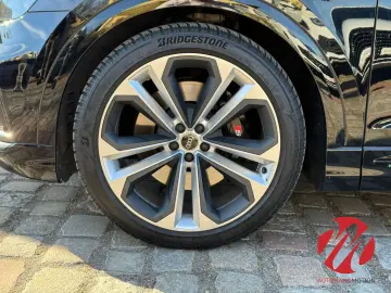 AUDI SQ8 4.0 TDI quattro Pano Navi Kamera Matrix HUD