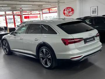 AUDI A6 Allroad 55TDI MASSAGE SITZBEL AHK LUFTF B&O