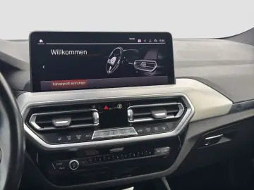 BMW X4 xDrive20d (M-Sport Navi LED AHK 360 )