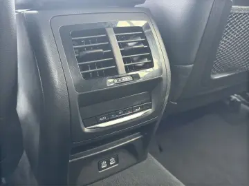 BMW X4 xDrive20d (M-Sport Navi LED AHK 360 )